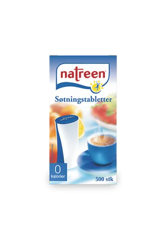 En boks med natreen kunstige søtningstabletter med et bilde av en kopp kaffe og en søtningsdispenser, hvor det står "0 kalorier" og "500 stk.