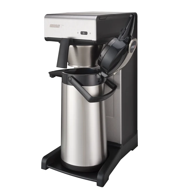 Kaffetrakter TH kaffetrakter med luftkanne i rustfritt stål, svart håndtak og hengslet lokk, mot en enkel, hvit bakgrunn.